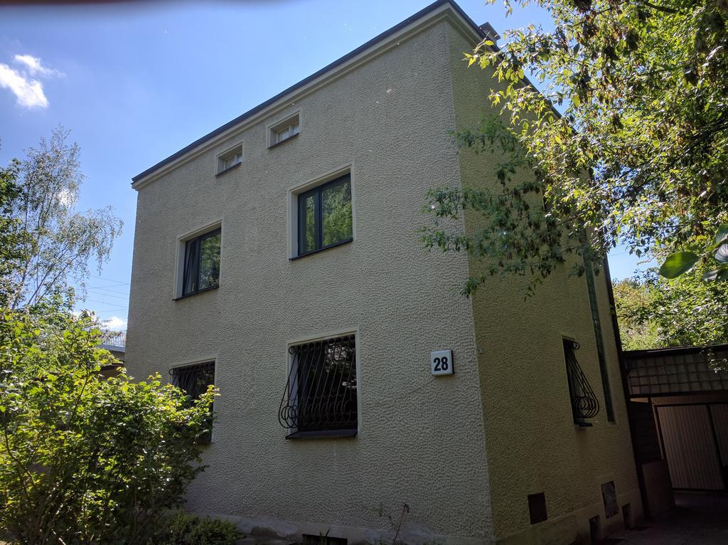 Hostel Drzymaly Poznań Esterno foto